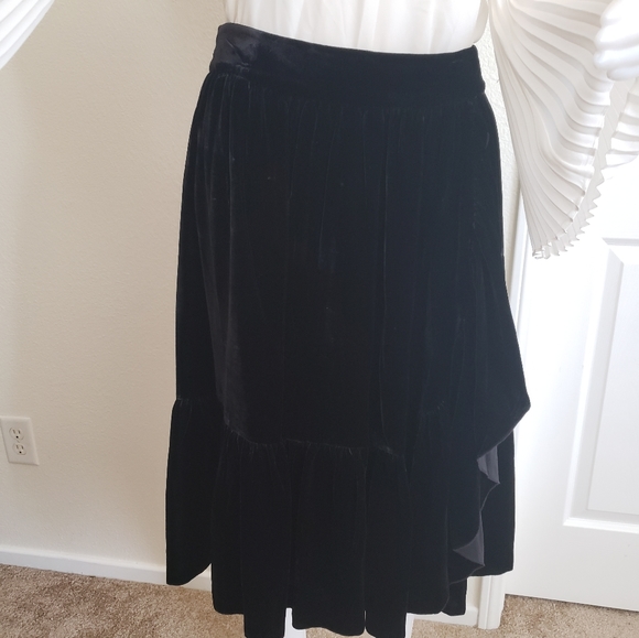 kate spade | Skirts | Kate Spade New York Black Ruffle Front Velvet ...